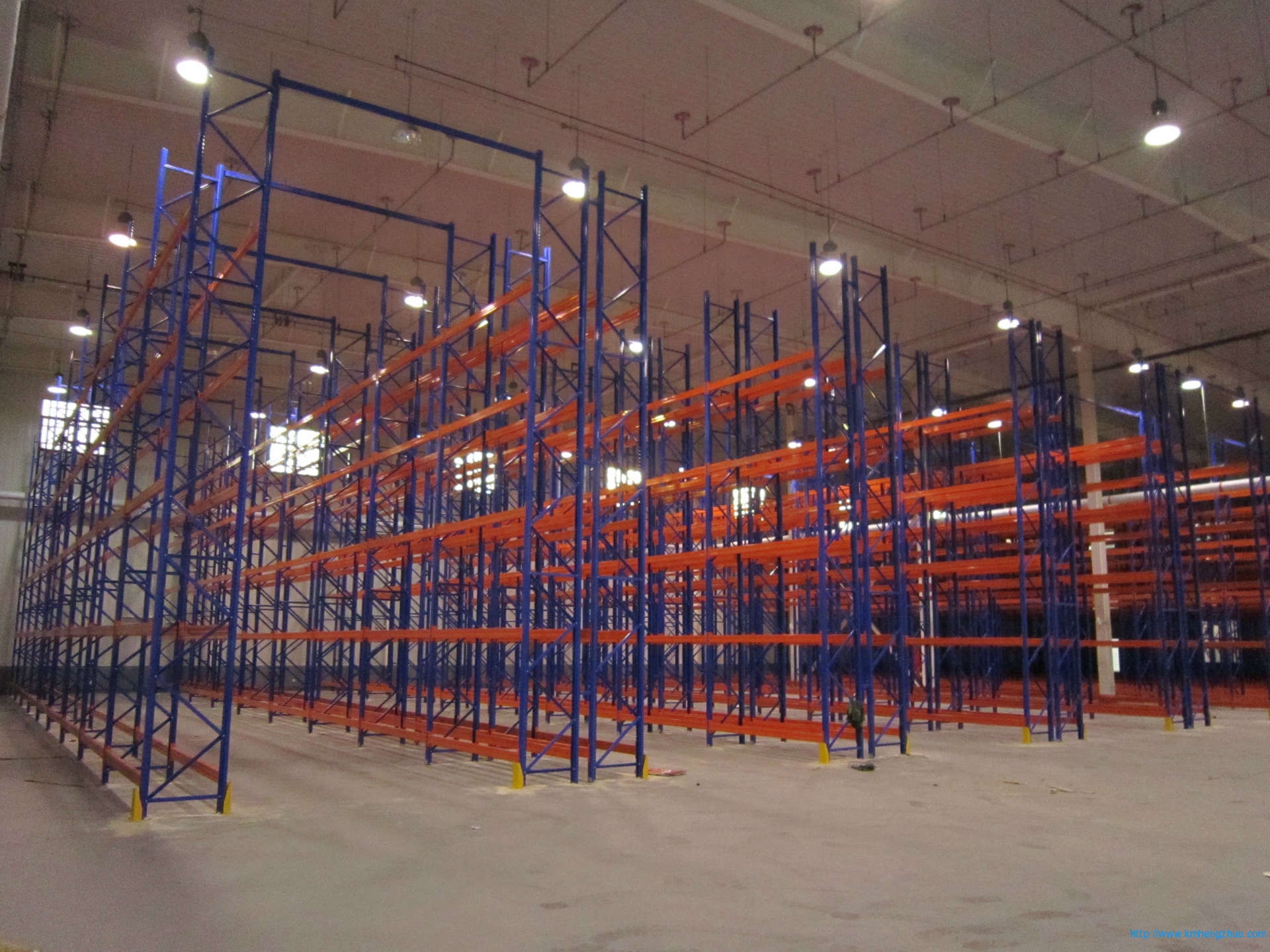HZ-790型橫梁式貨架 重型高層倉庫貨架應用案例 HZ-790型橫梁式貨架 重型高層倉庫貨架應用案例